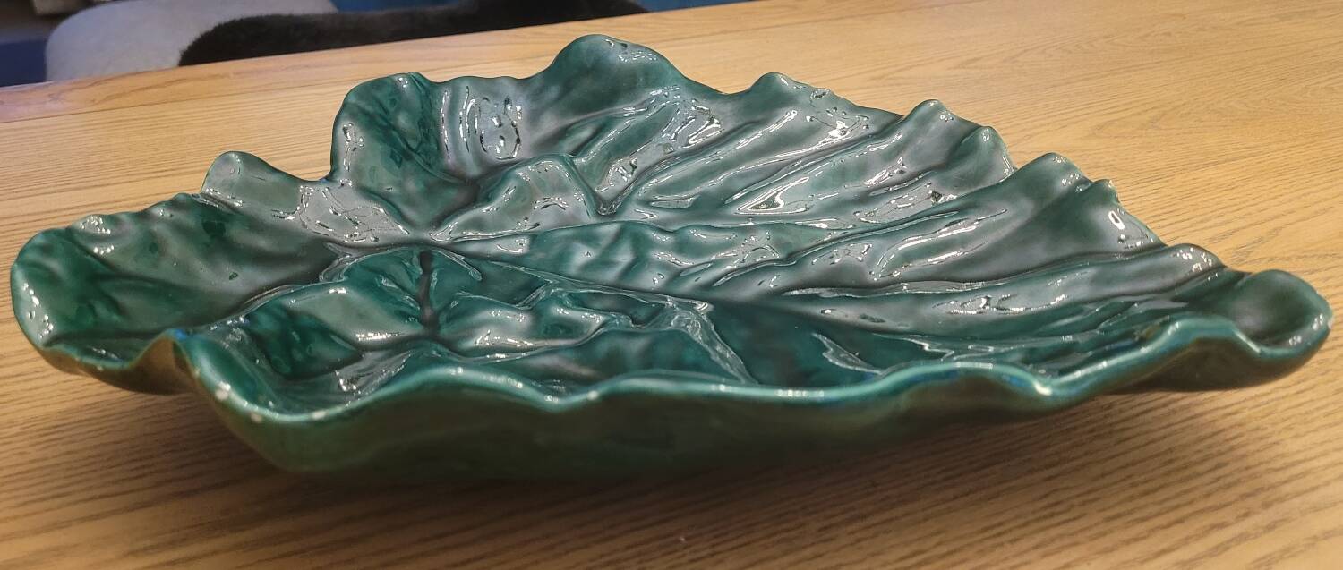 Large green enameled leaf dish