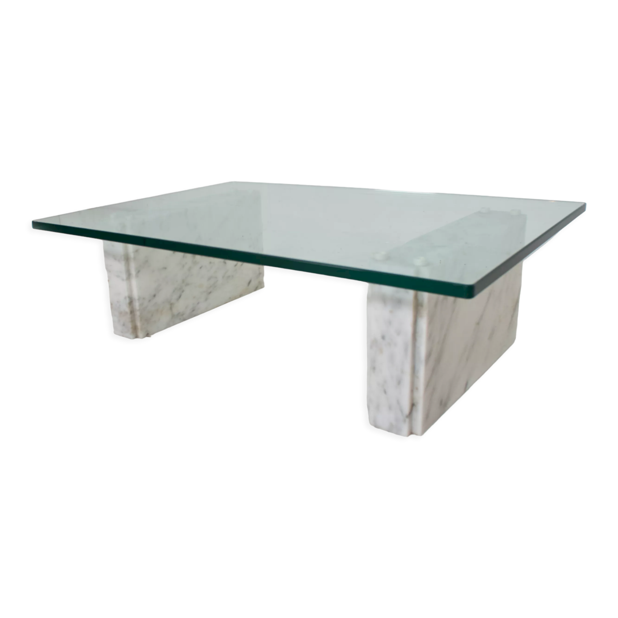 Table basse en marbre de carrare et verre