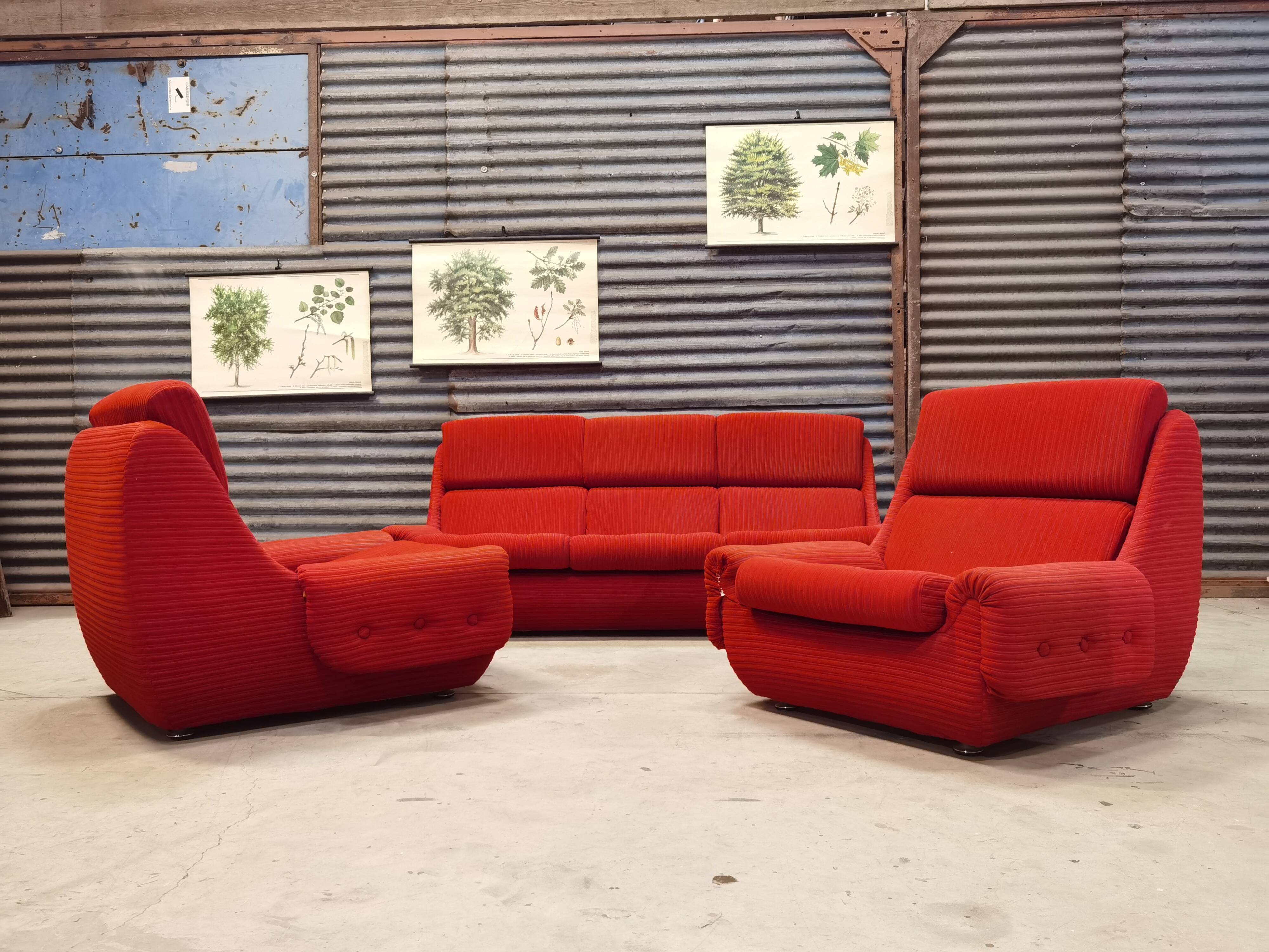 Full space age atlantis lounge