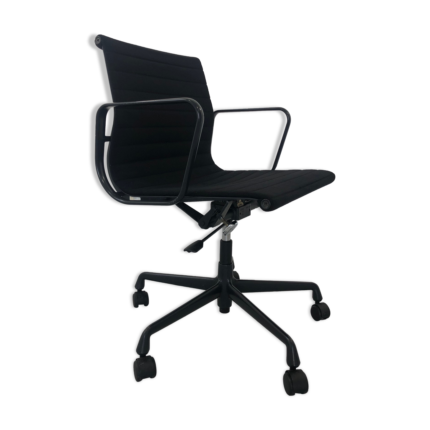 Aluminum black Model EA 117 Swivel Chair by Charles & Ray Eames for Vitra