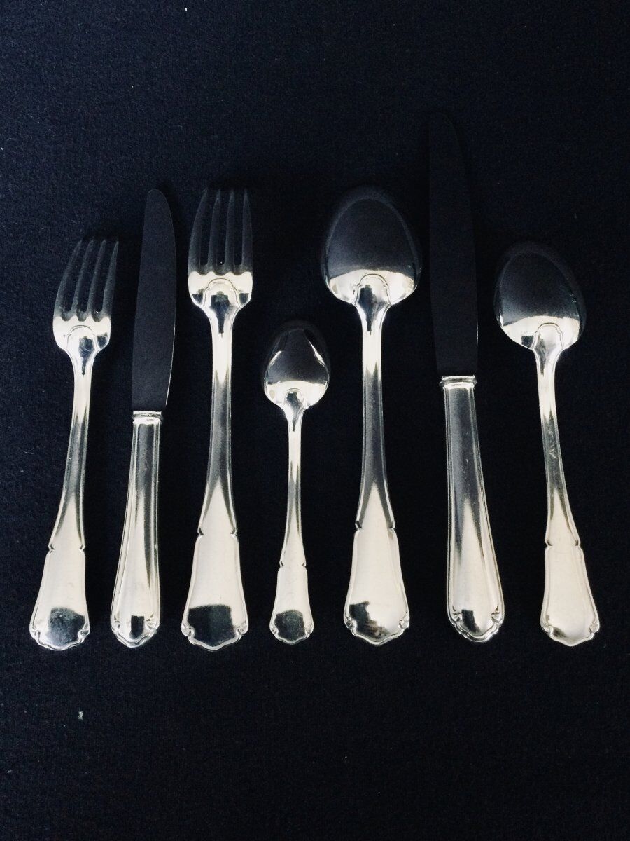 Housewife 84 rooms of the house Apollo model Contours