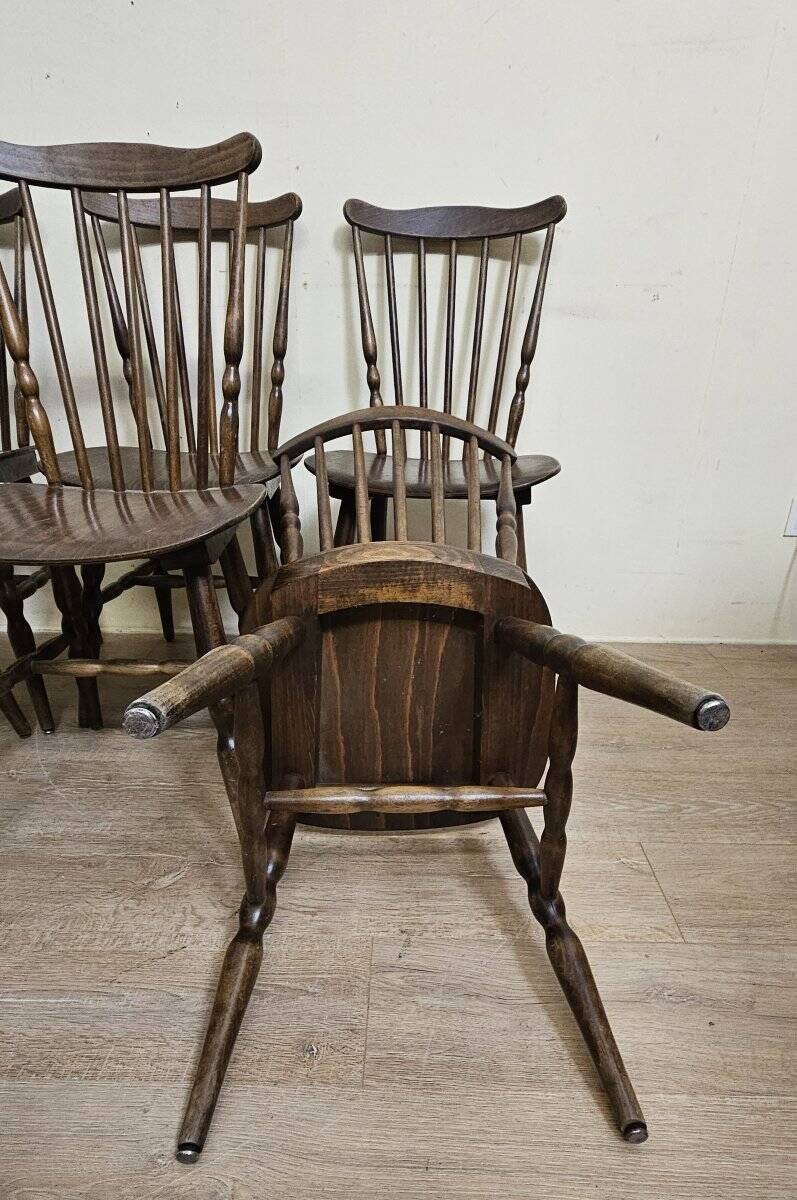 Set of 6 wooden chairs – bistro style - western / vintage