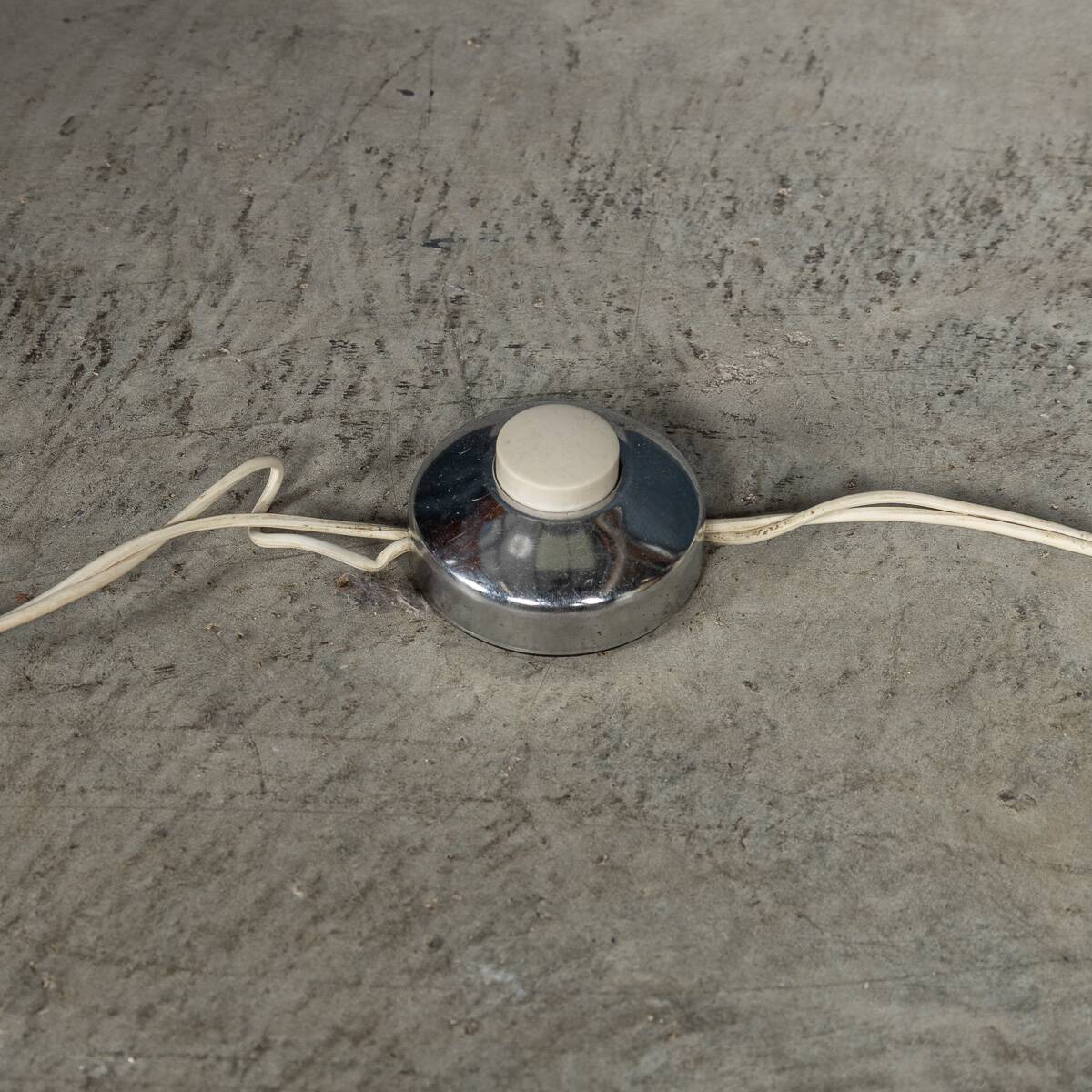 Vintage 20thc italian floor lamp by harvey guzzini for guzzini c.1970