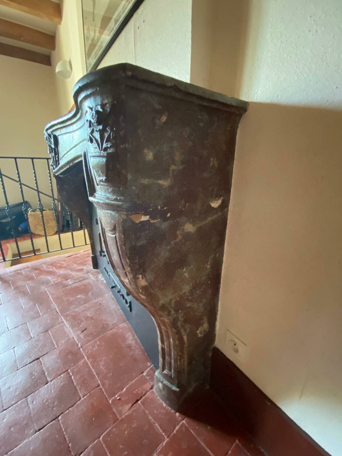 Louis XV fireplace in Burgundy stone with Danish stove