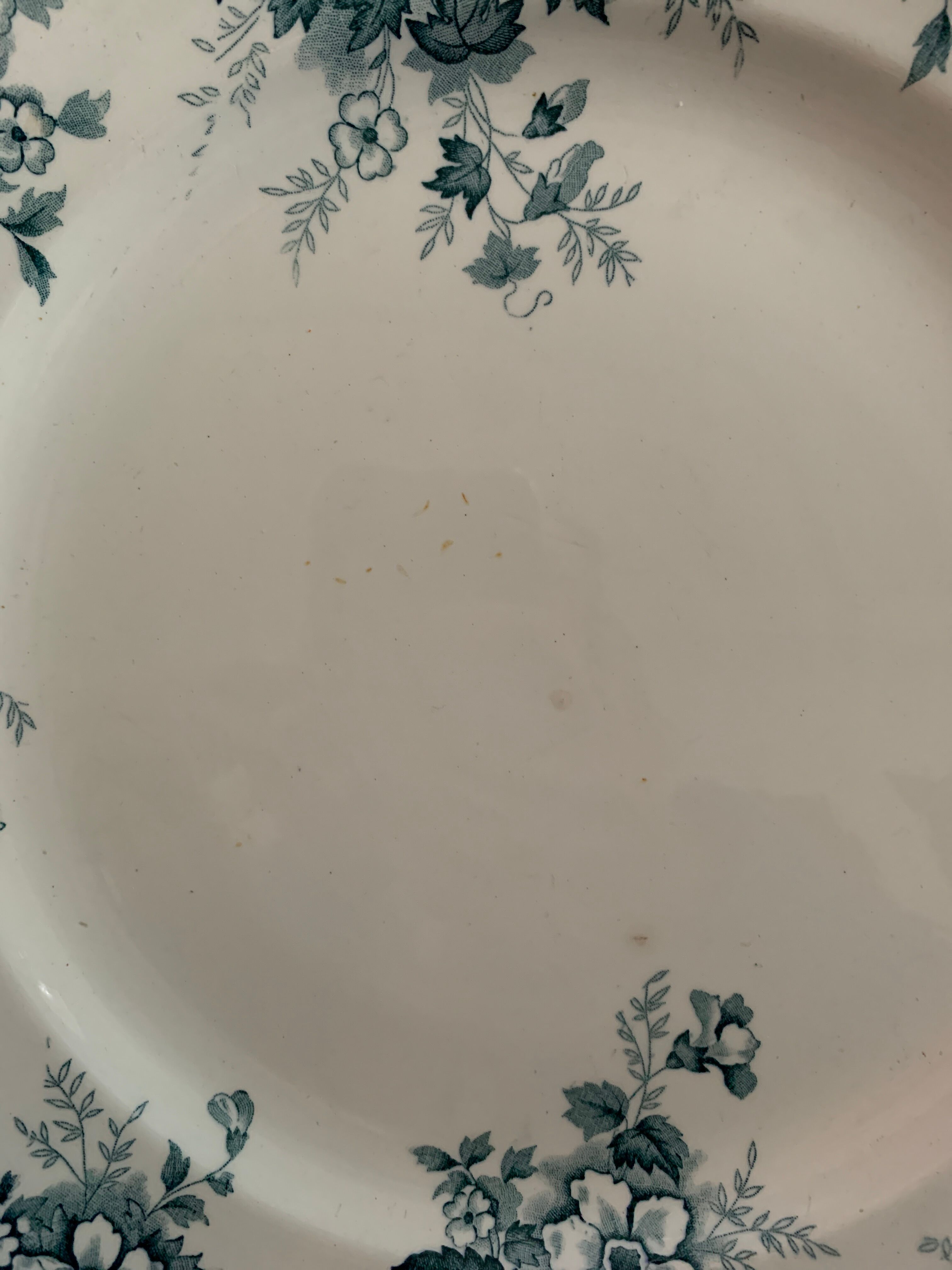 Saint Amand serving dish