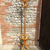 Parrot coat rack