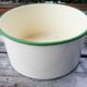 Enamelled sheet metal cocotte