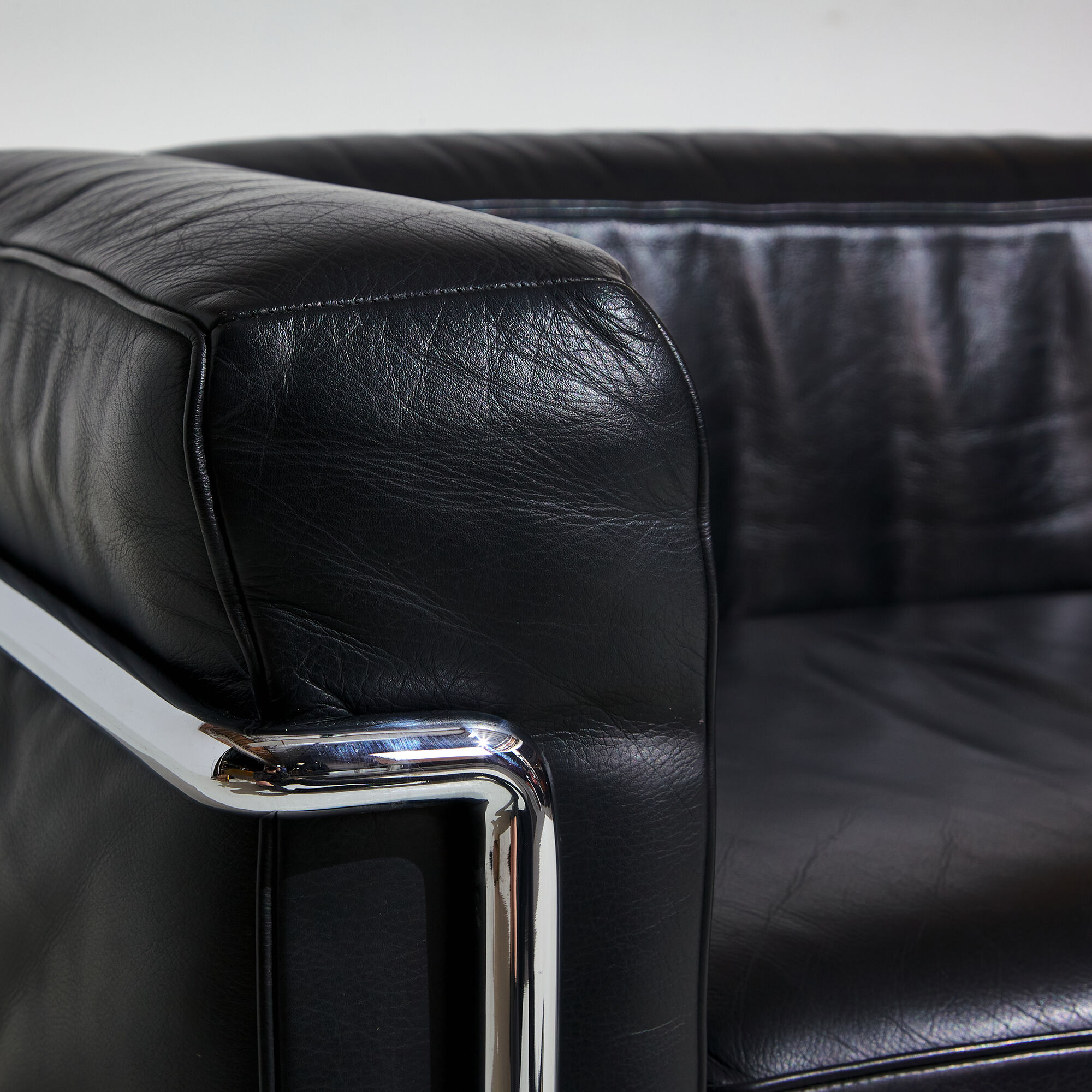 Fauteuil en cuir LC3 de Le Corbusier pour Cassina