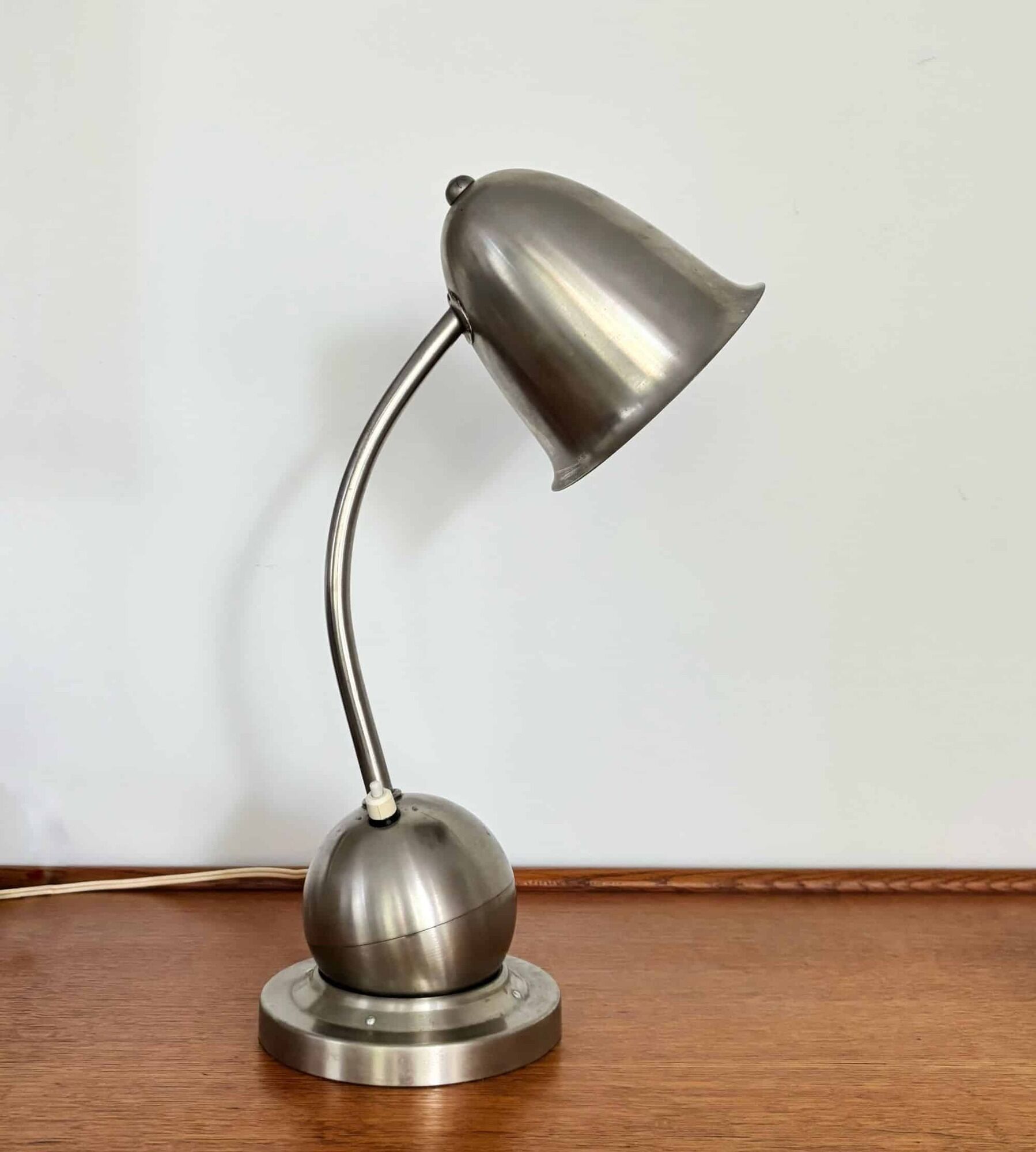 'The Tumbler', art deco desk lamp, W.H. Gispen for Daalderop, ca.1928