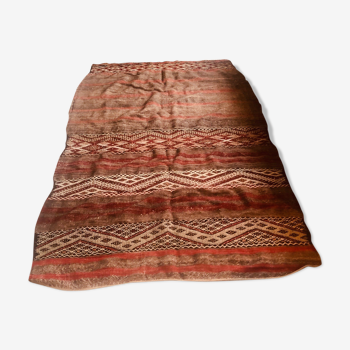 Ethnic carpet 150x183cm