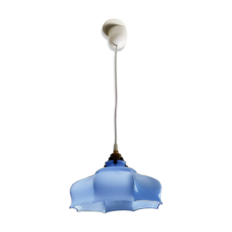 Suspension ancienne en opaline bleu époque Art Déco