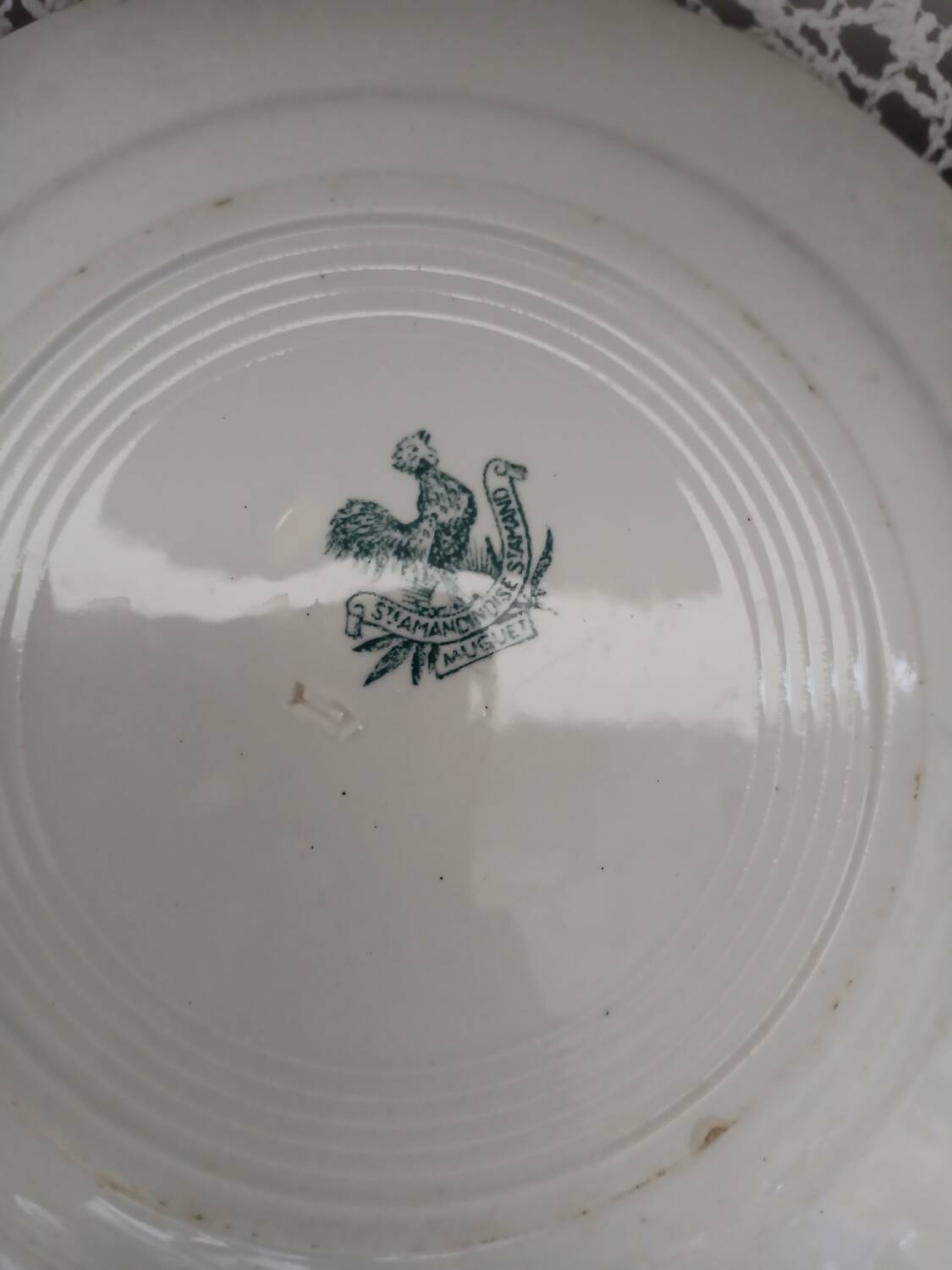 3 old Terre de fer plates