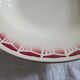 Lot  de 4 assiettes creuses vintages à décor bordeaux