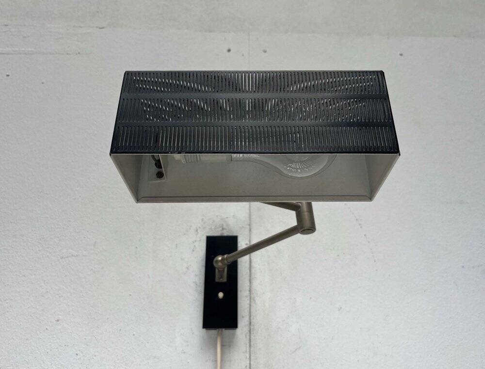 Mid-century German minimalist wall lamp model Flamingo by BUR, Bünte & Remmler Leuchten, 1960s.