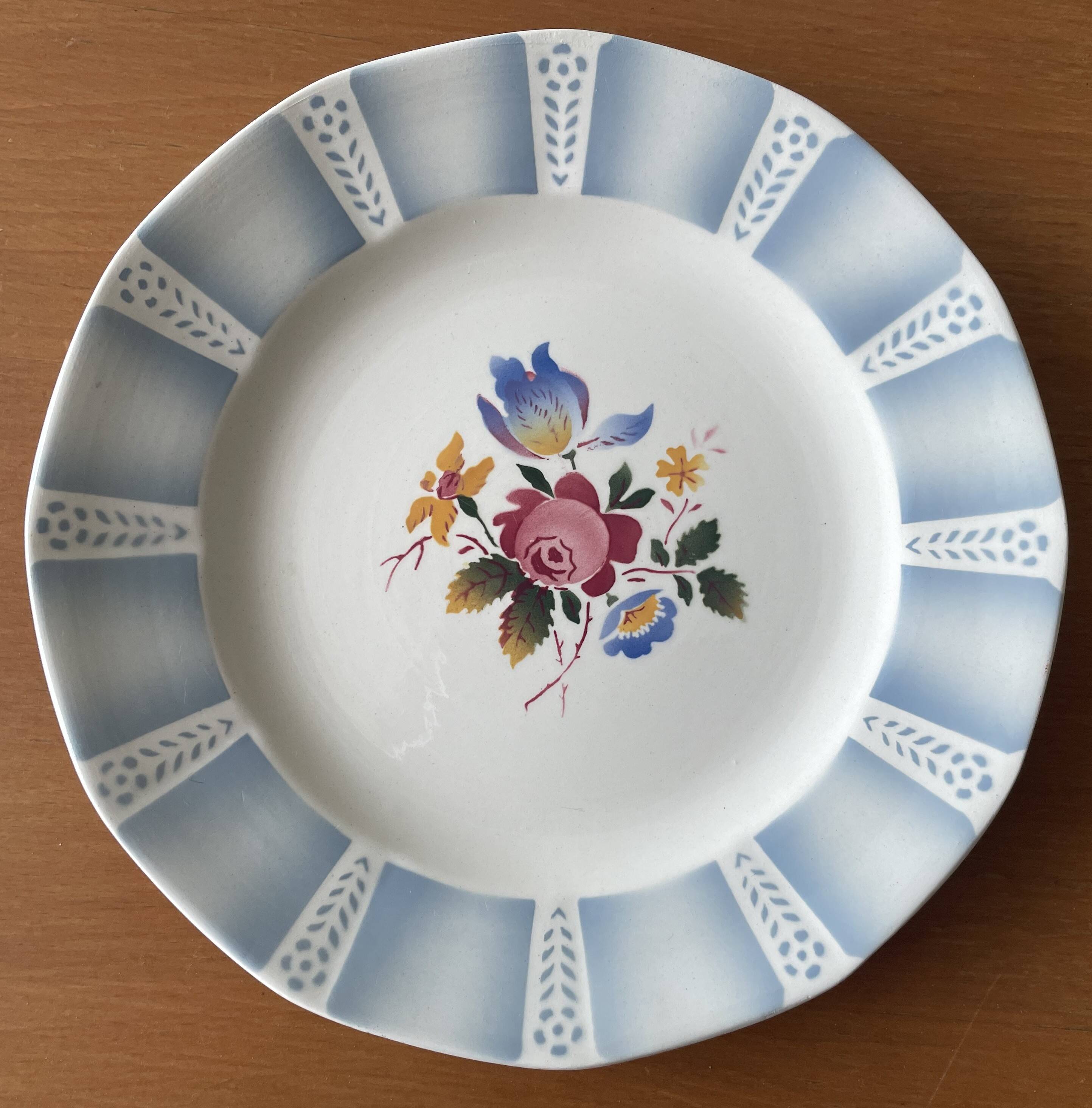 6 antique dessert plates in Sarreguemines faience