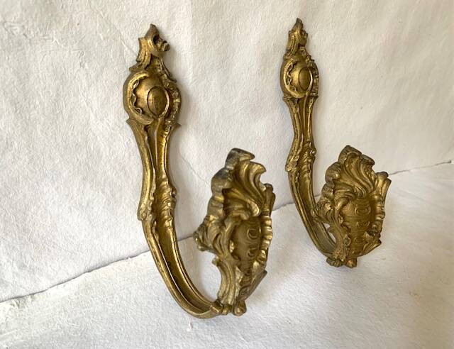 Pair of old gilded bronze curtain tiebacks, late 19th century