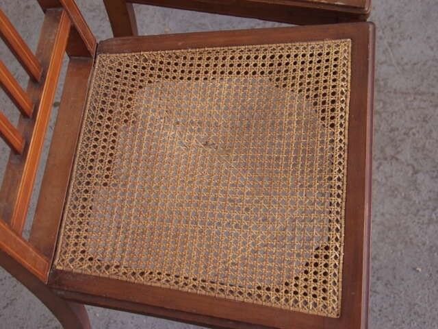 Set of 8 chairs and two fautuils of English style mahogany and mahogany veneer