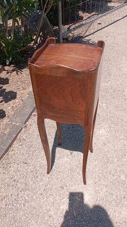 Bedside table