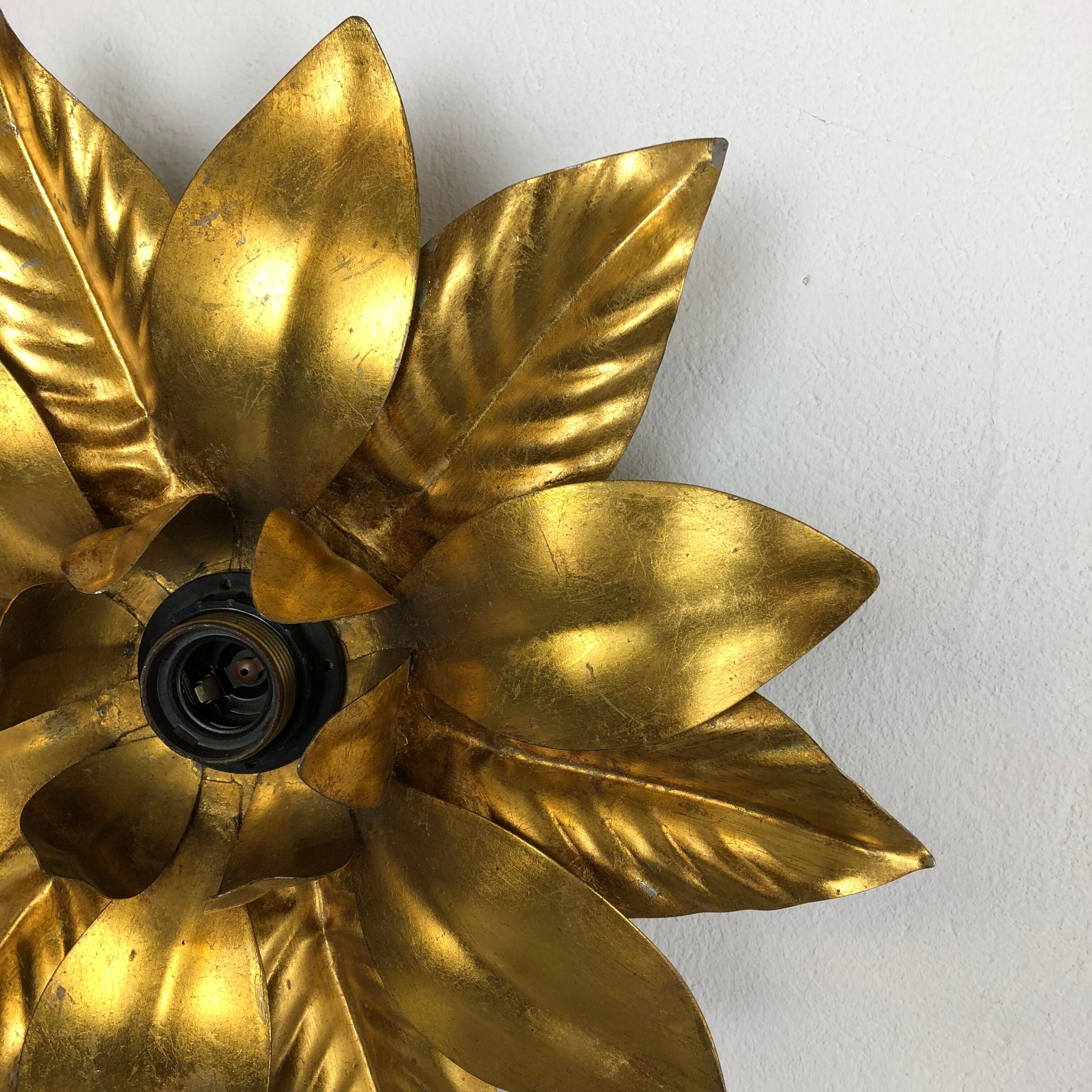 Set of 3 Golden Florentiner Leaf Theatre Wall Ceiling Light Sconces, Italy 1960s