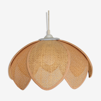 Suspension fleur en maille de rotin vintage