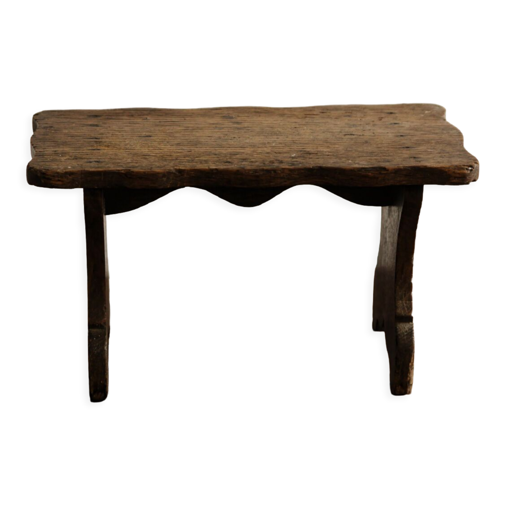 Marche pied en bois brut