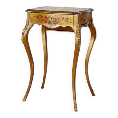 Table de couture en acajou avec détails en laiton, années 1890.