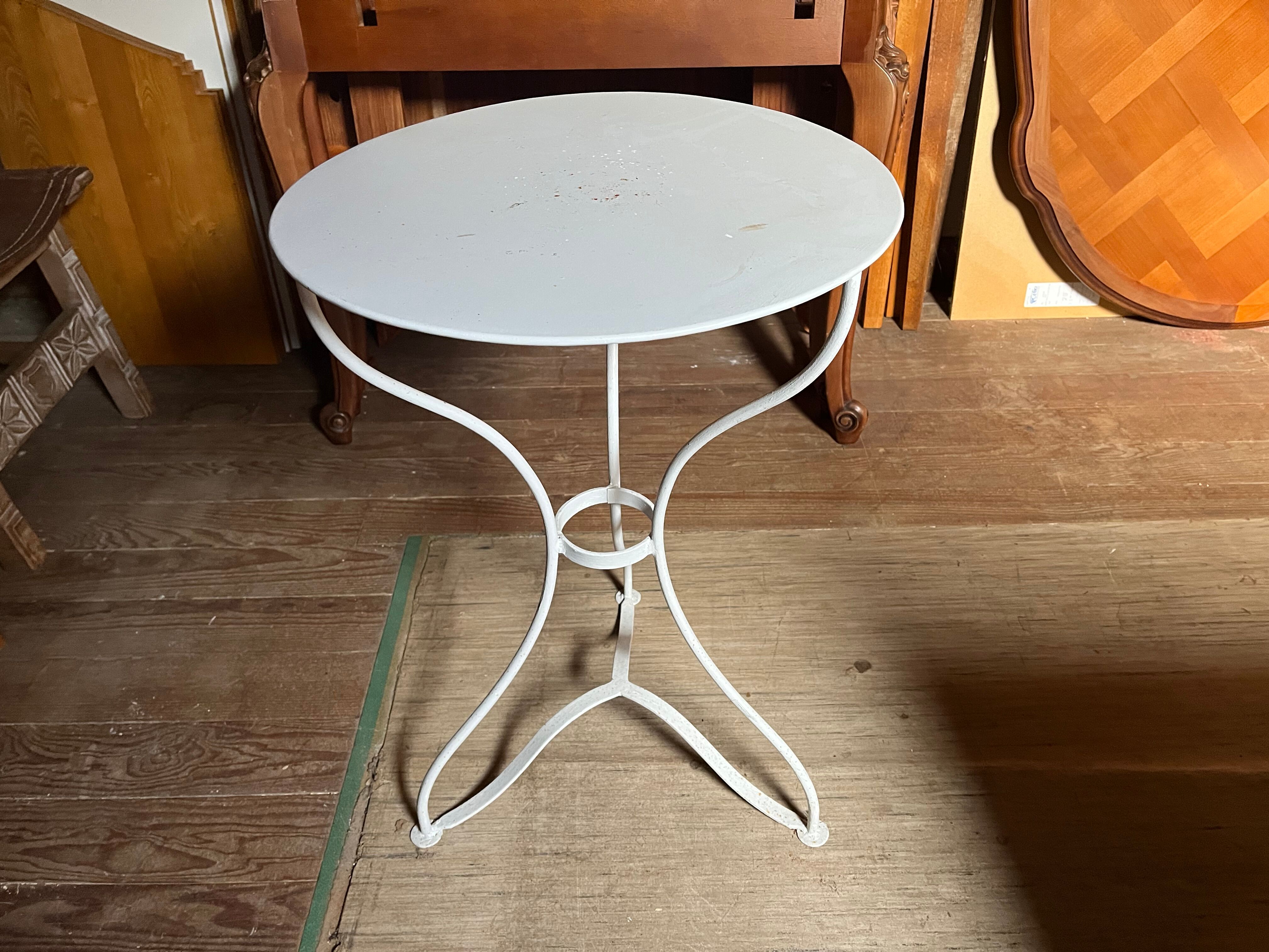 Garden table from the 50s