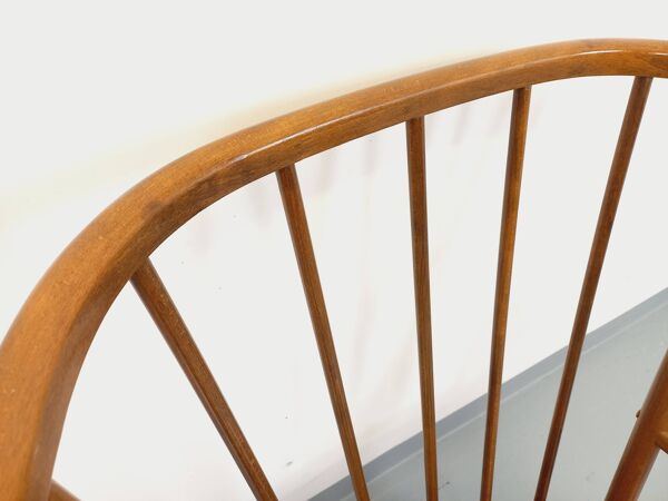 Fauteuil en bois vintage Baumann modèle Éventail des années 60