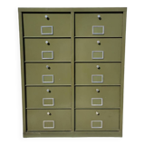 Industrial workshop furniture with 10 khaki flaps