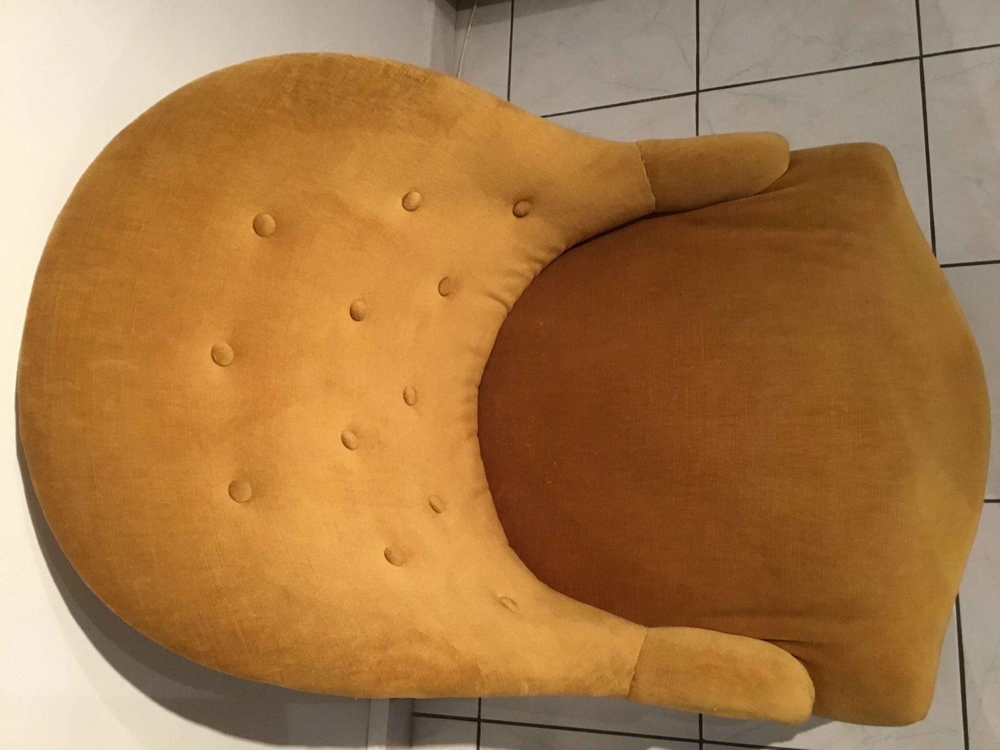 Fauteuil crapaud et son pouf