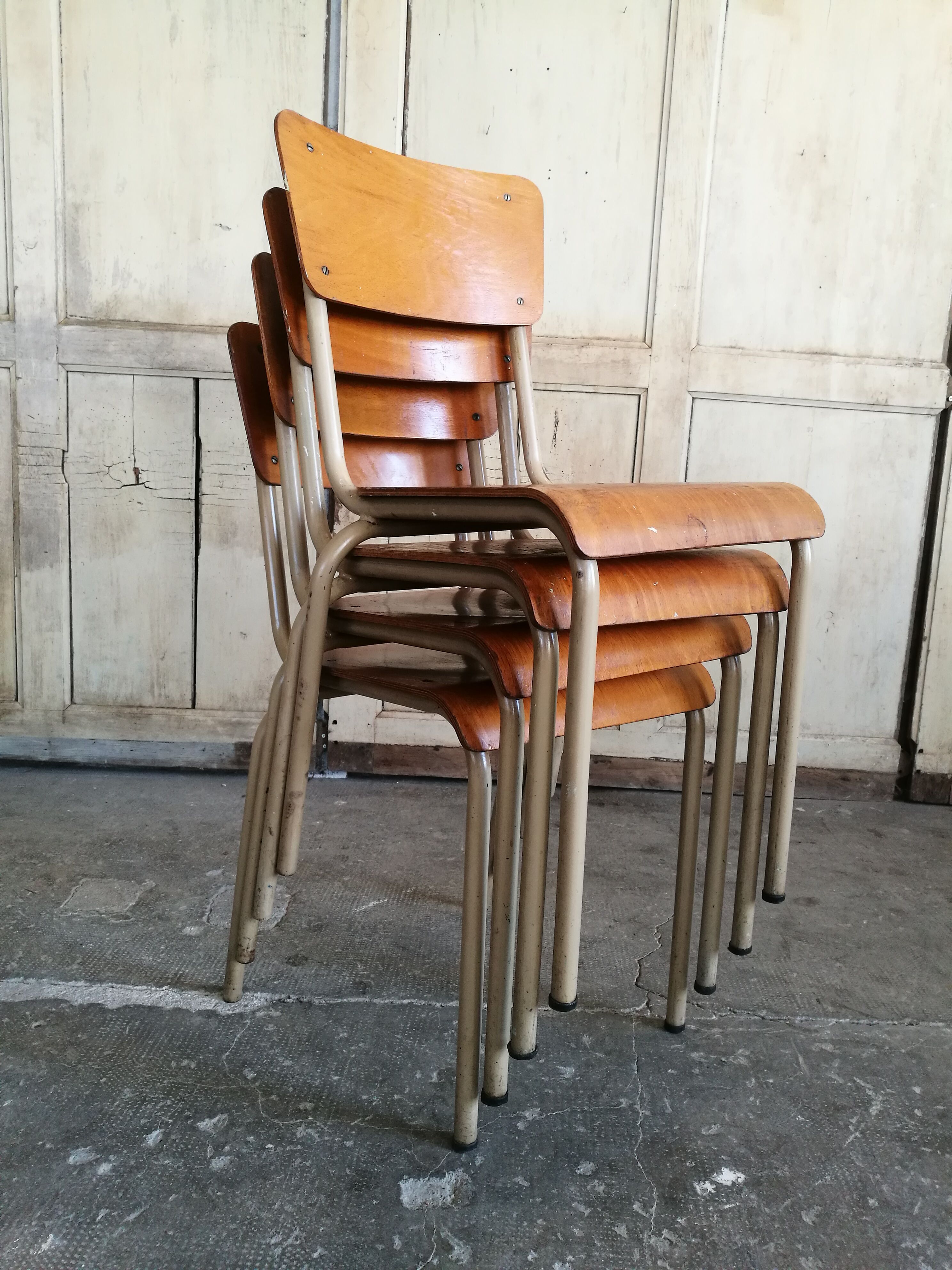 Set of 4 school chairs, school