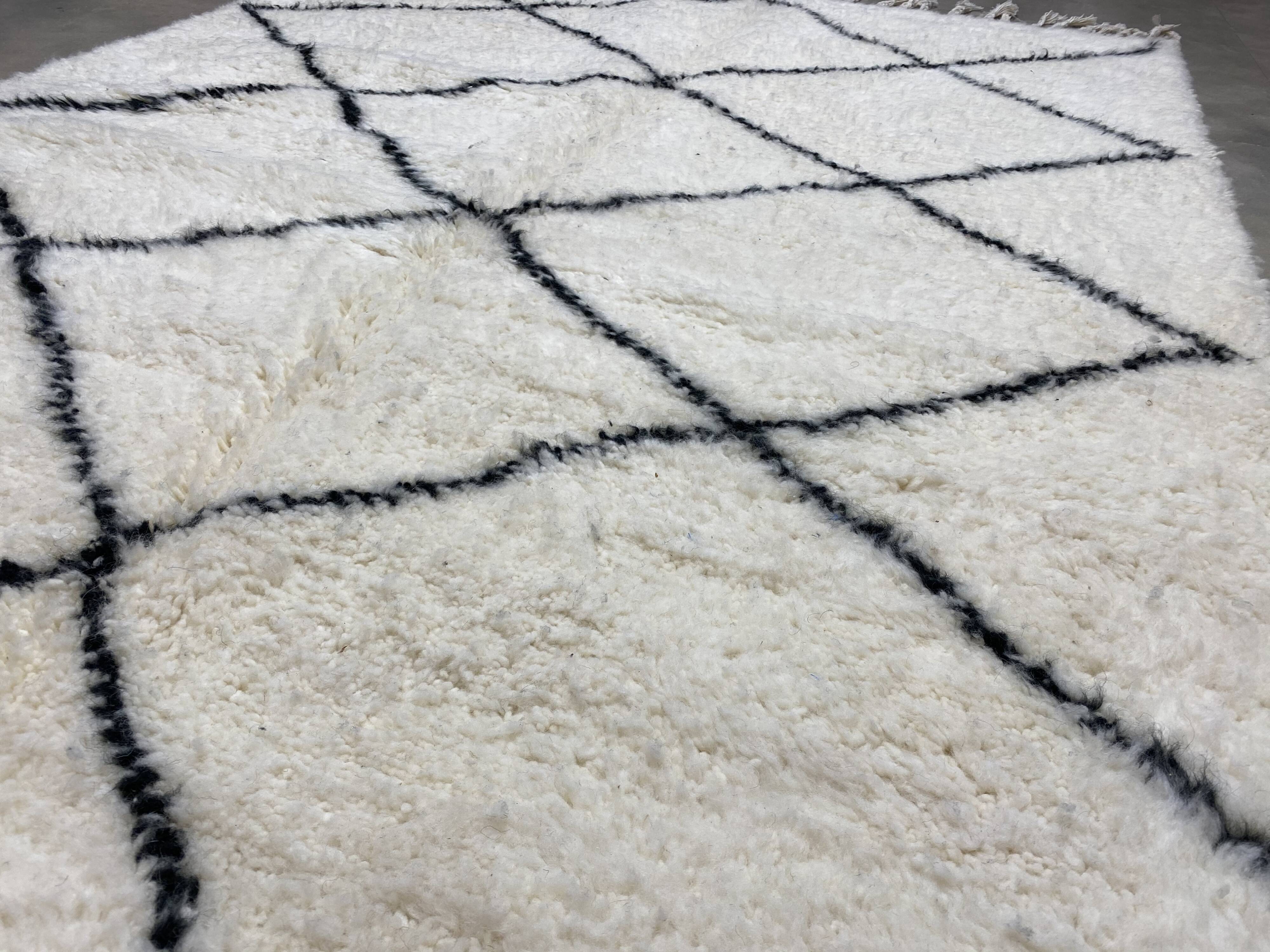 White wool carpet with diamonds