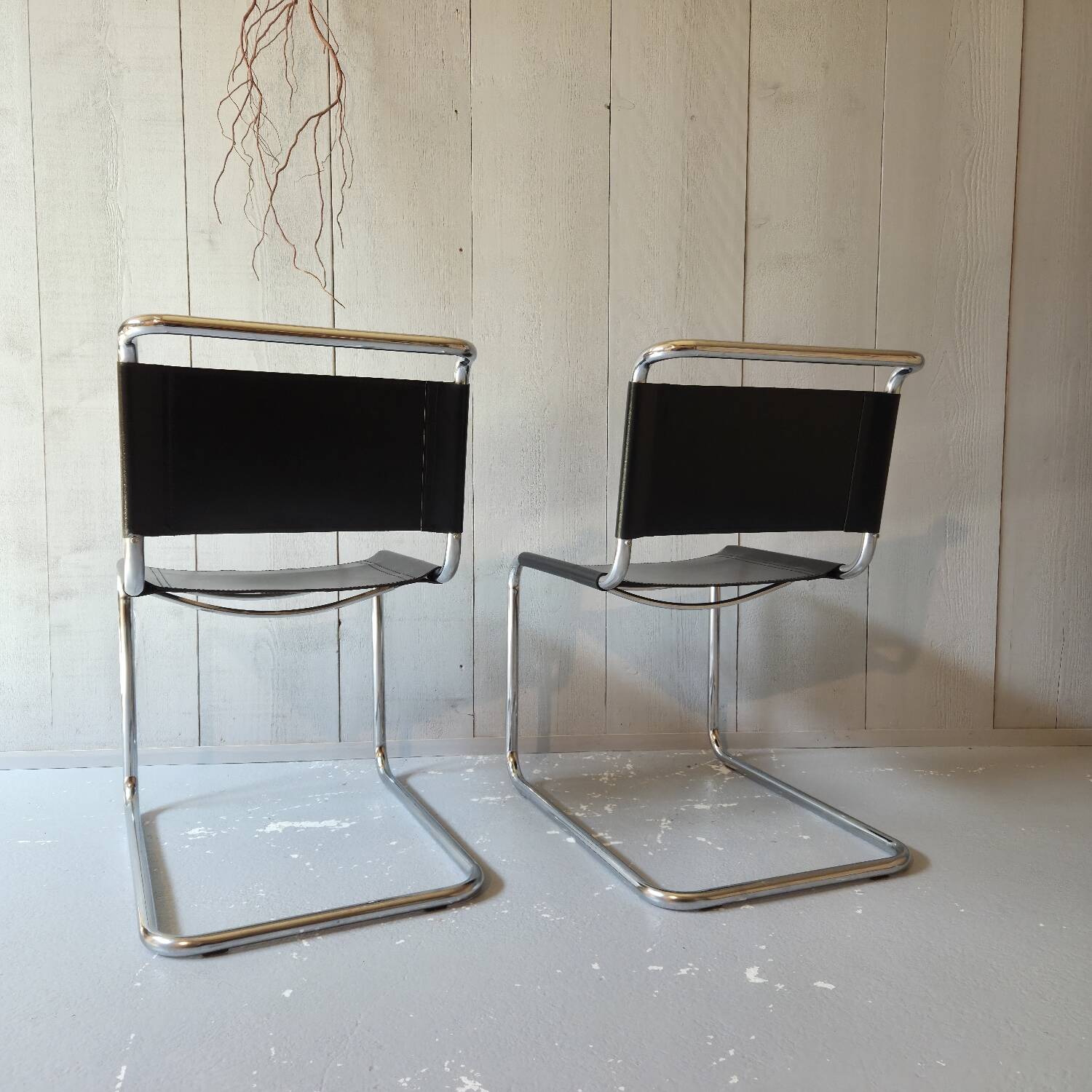 Bauhaus cantilever chairs