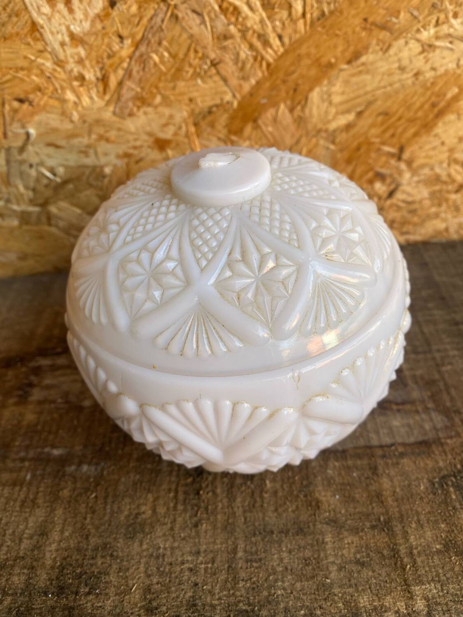 Vintage White Opaline Ball Box #C894