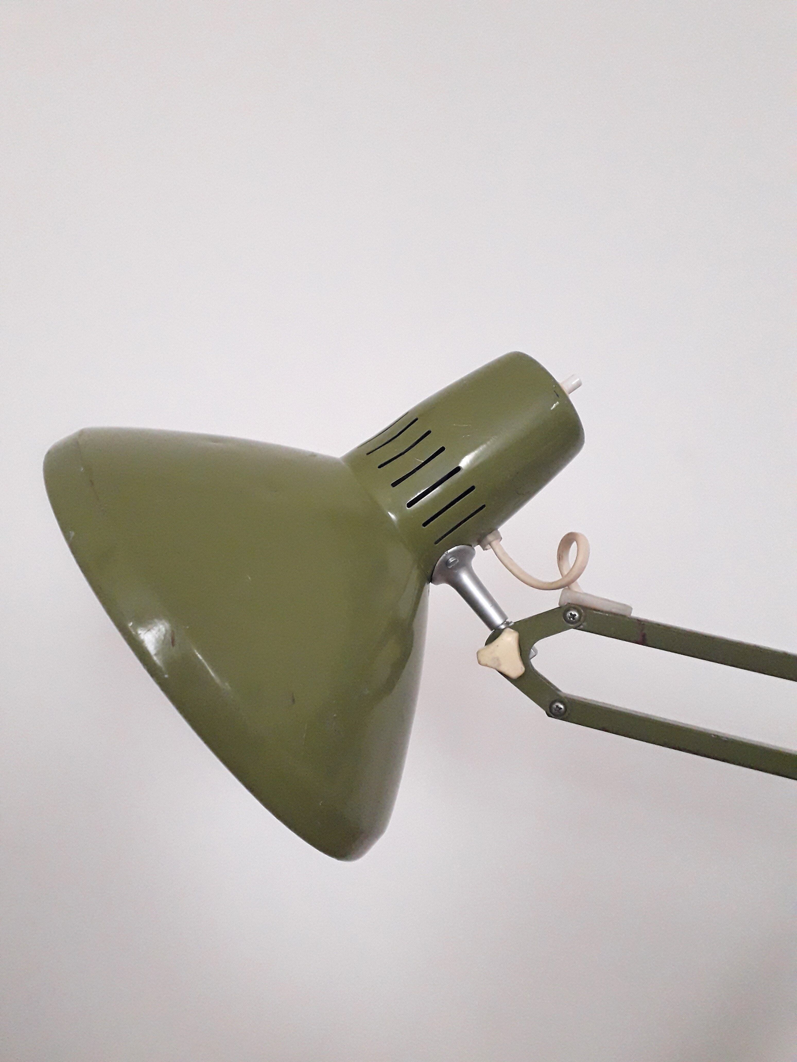 Lampe articulée Ledu type 2312 atelier architecte métal laqué vert -1970