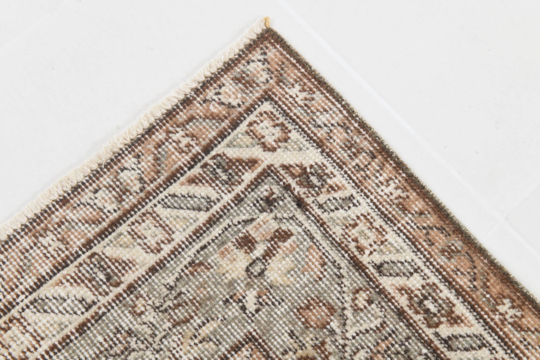 5x9 Classic Brown & Beige Vintage Rug, 163x267Cm