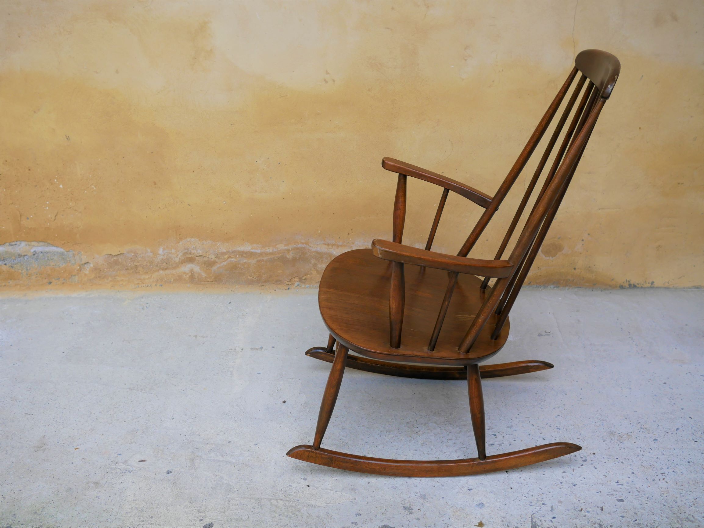 Rocking chair vintage par Stol Kamnik