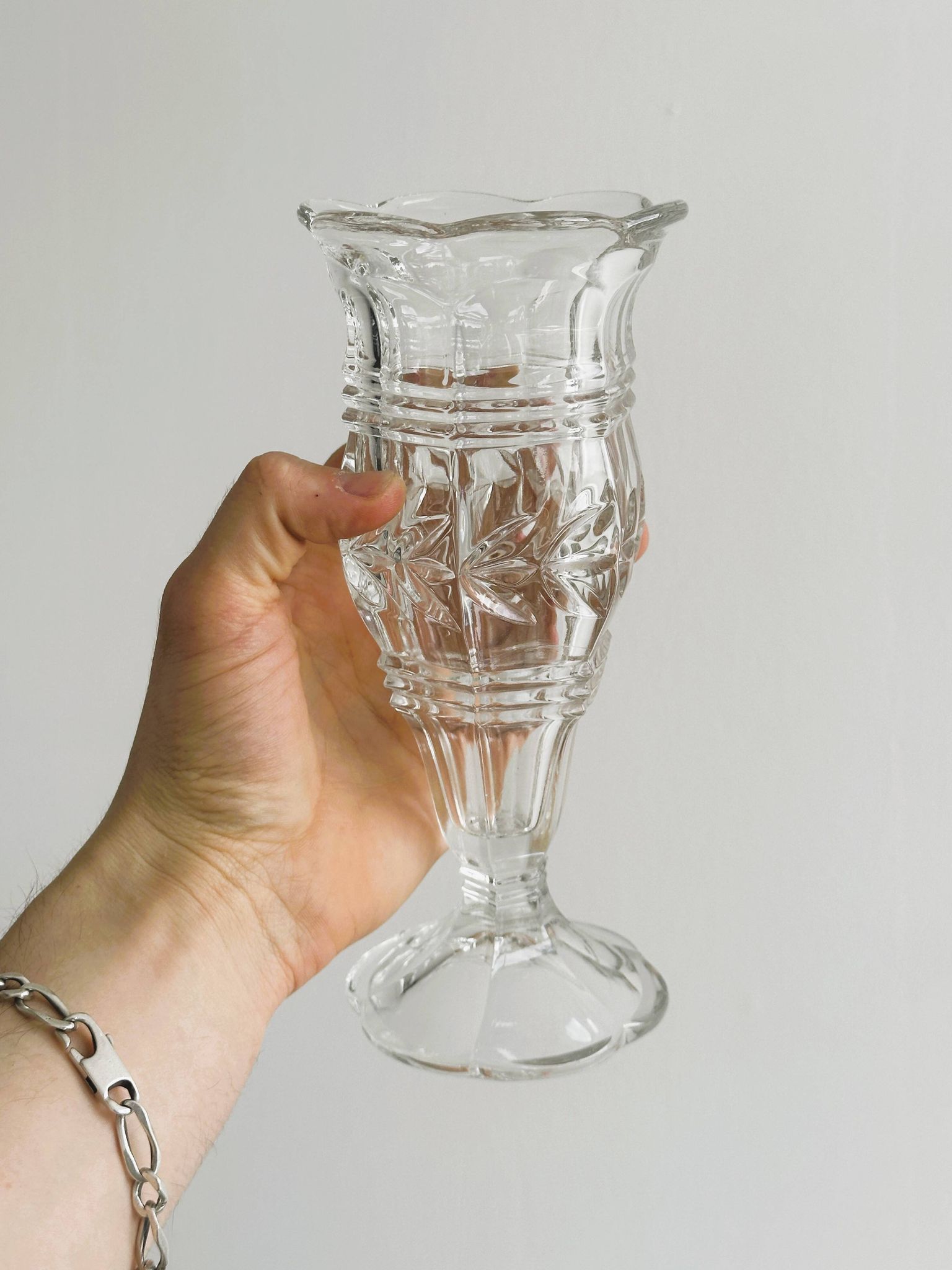 Small glass soliflore vase