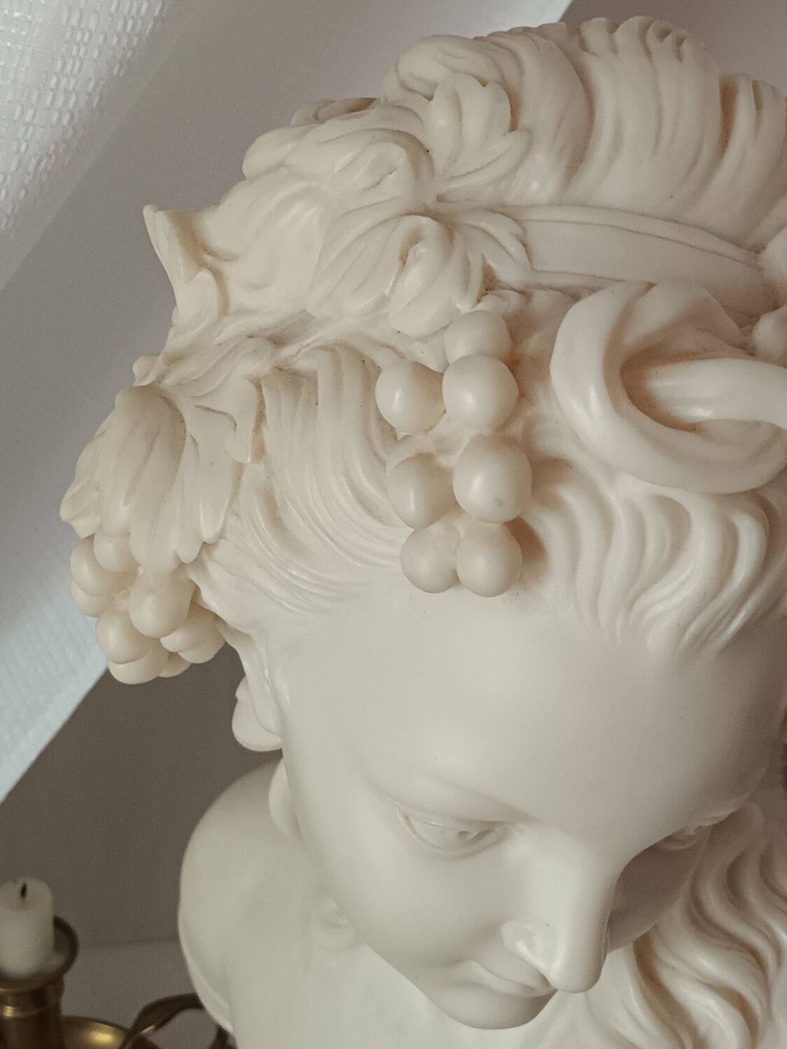 Bust young girl resin and marble XXth