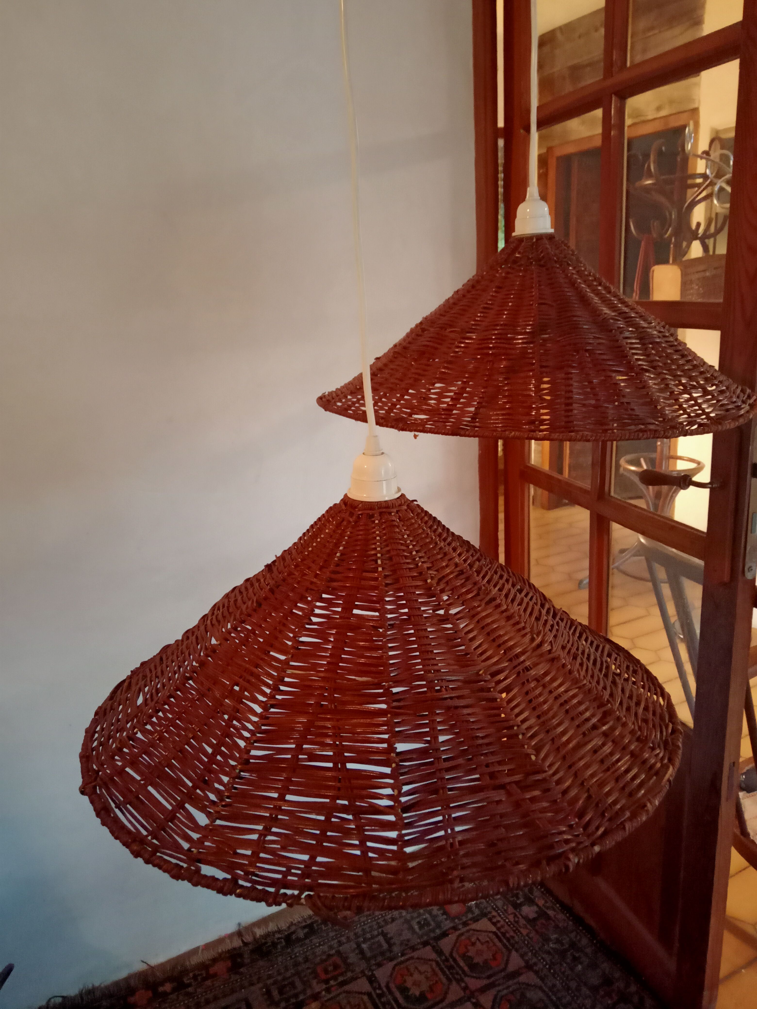 Pair of rattan suspensions