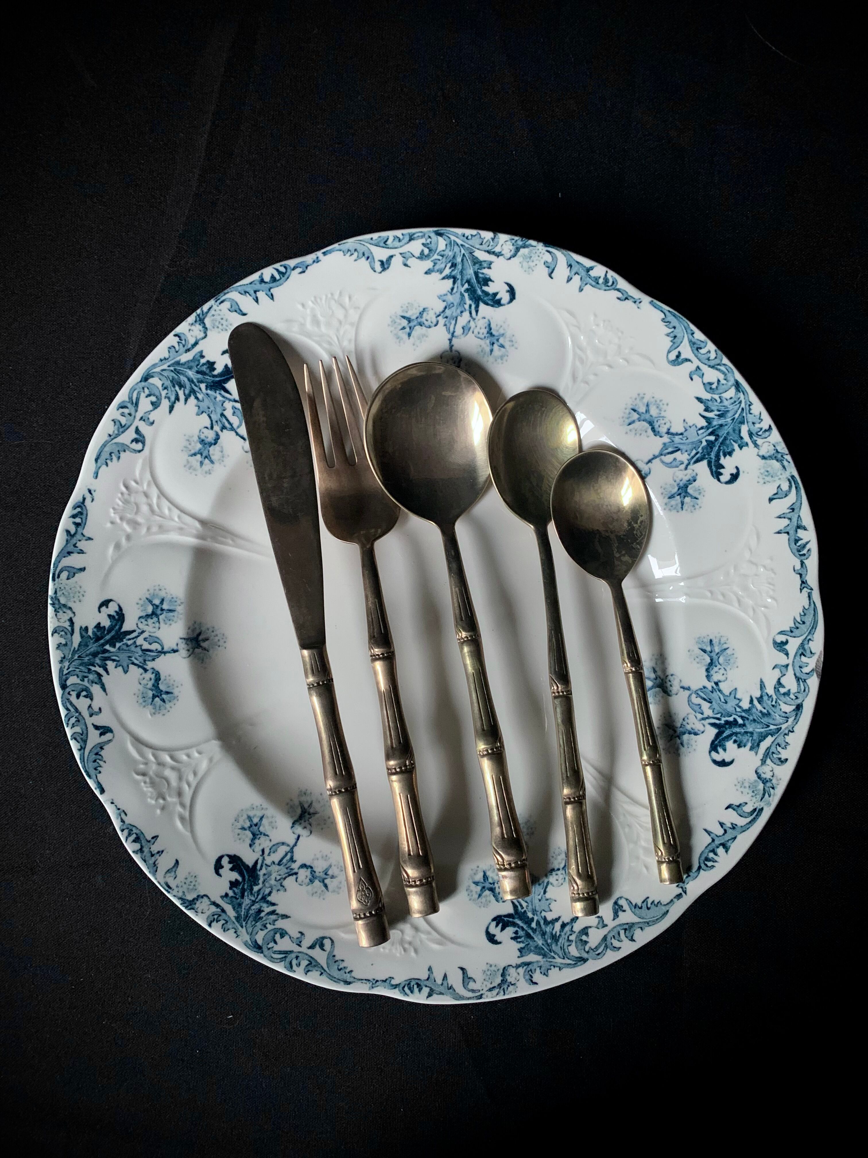 Couverts de table 12 personnes laiton bambou