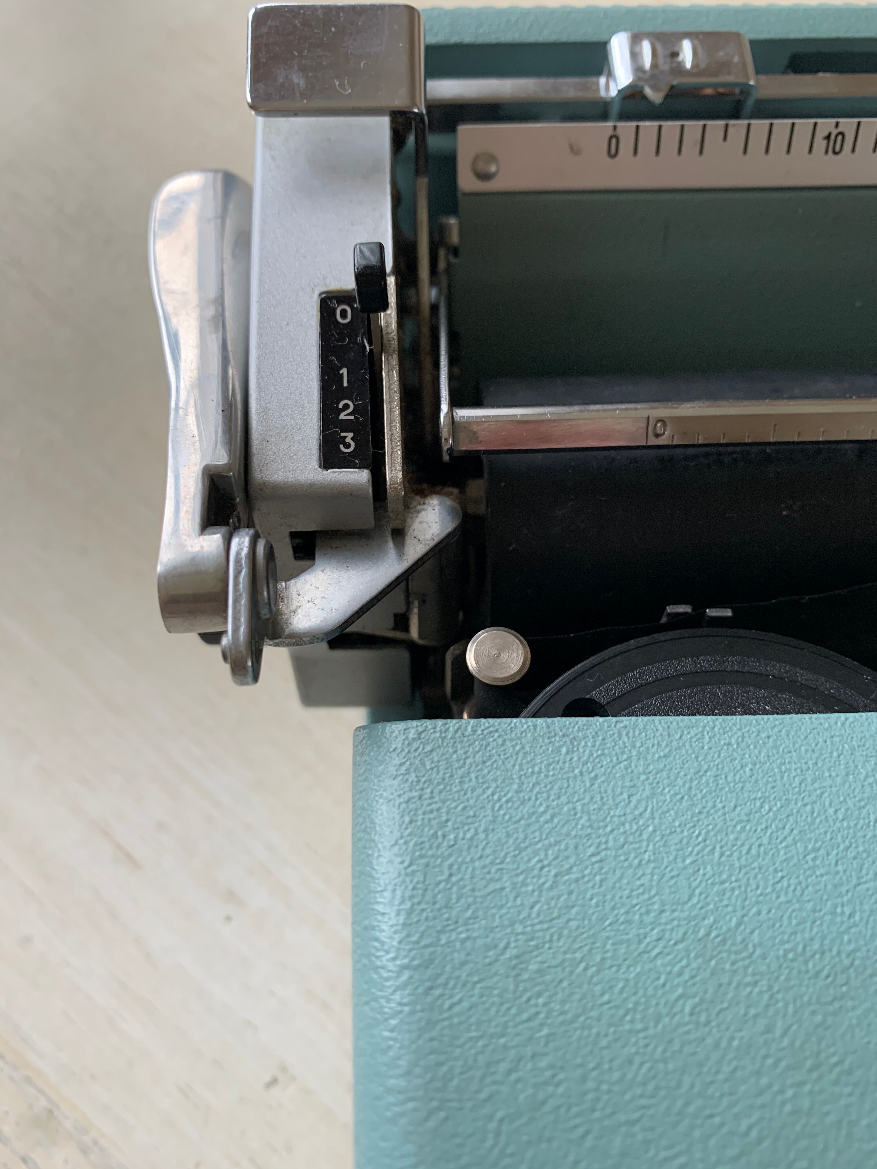 Olivetti Lettera 32 typewriter