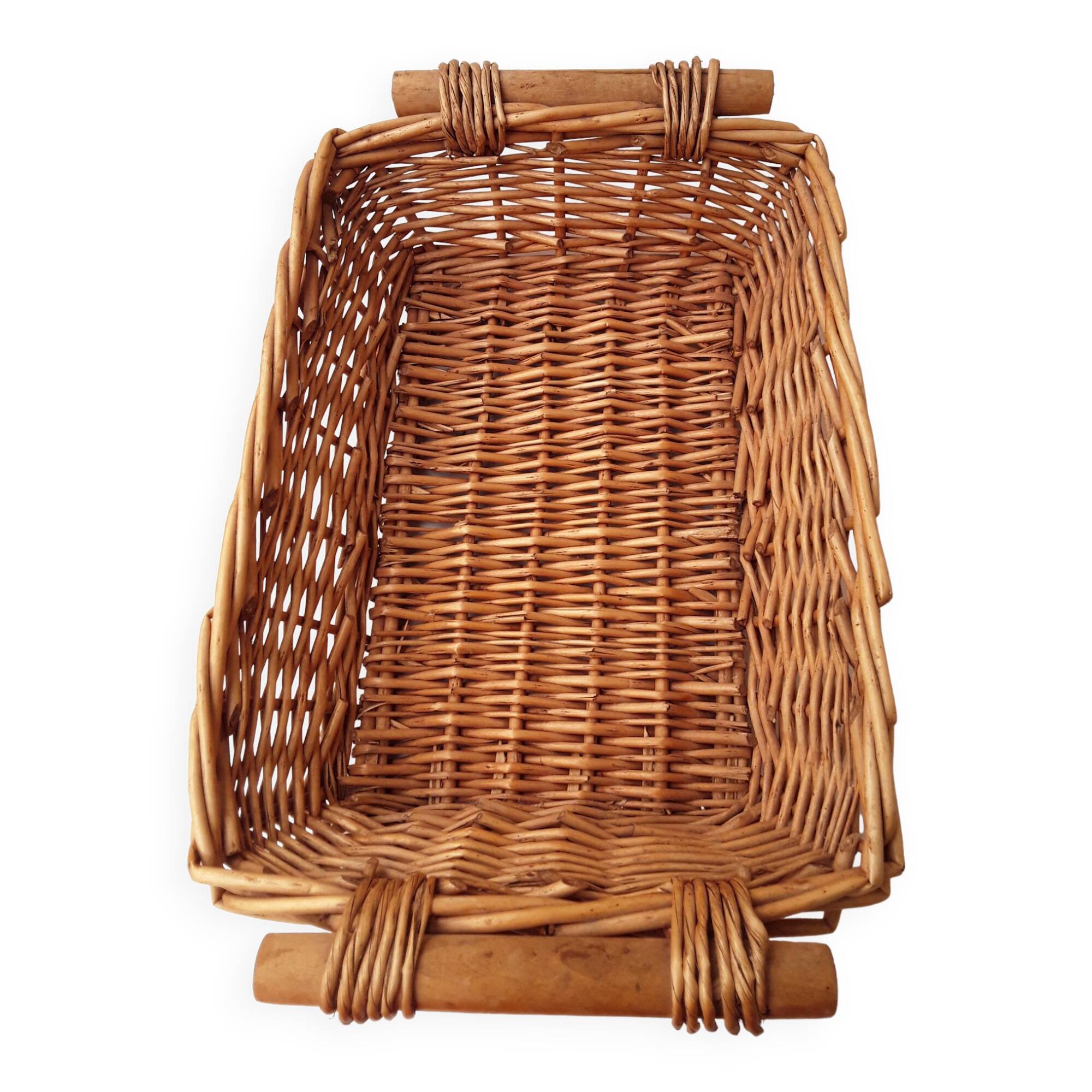 Wicker basket