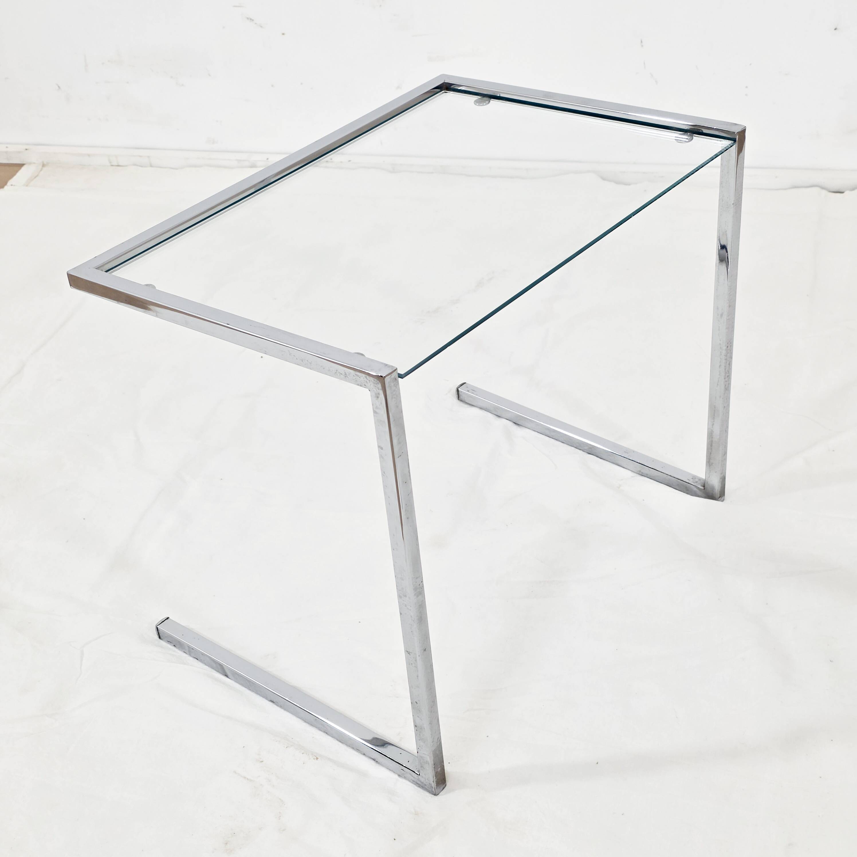 Tables gigognes en chrome– Design des années 1970