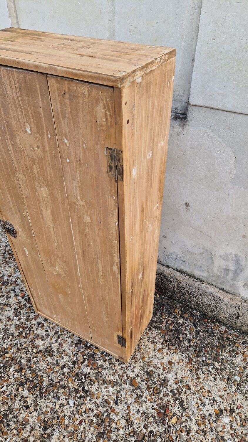 Armoire de métier