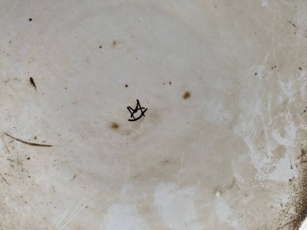 Lot de 2 assiettes décoratives en faïence de Desvres