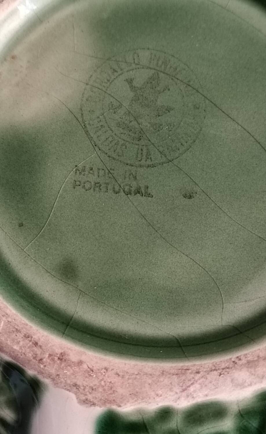 Bordallo Pinheiro earthenware cabbage salad bowl