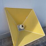 Suspension en tissu jaune 1990
