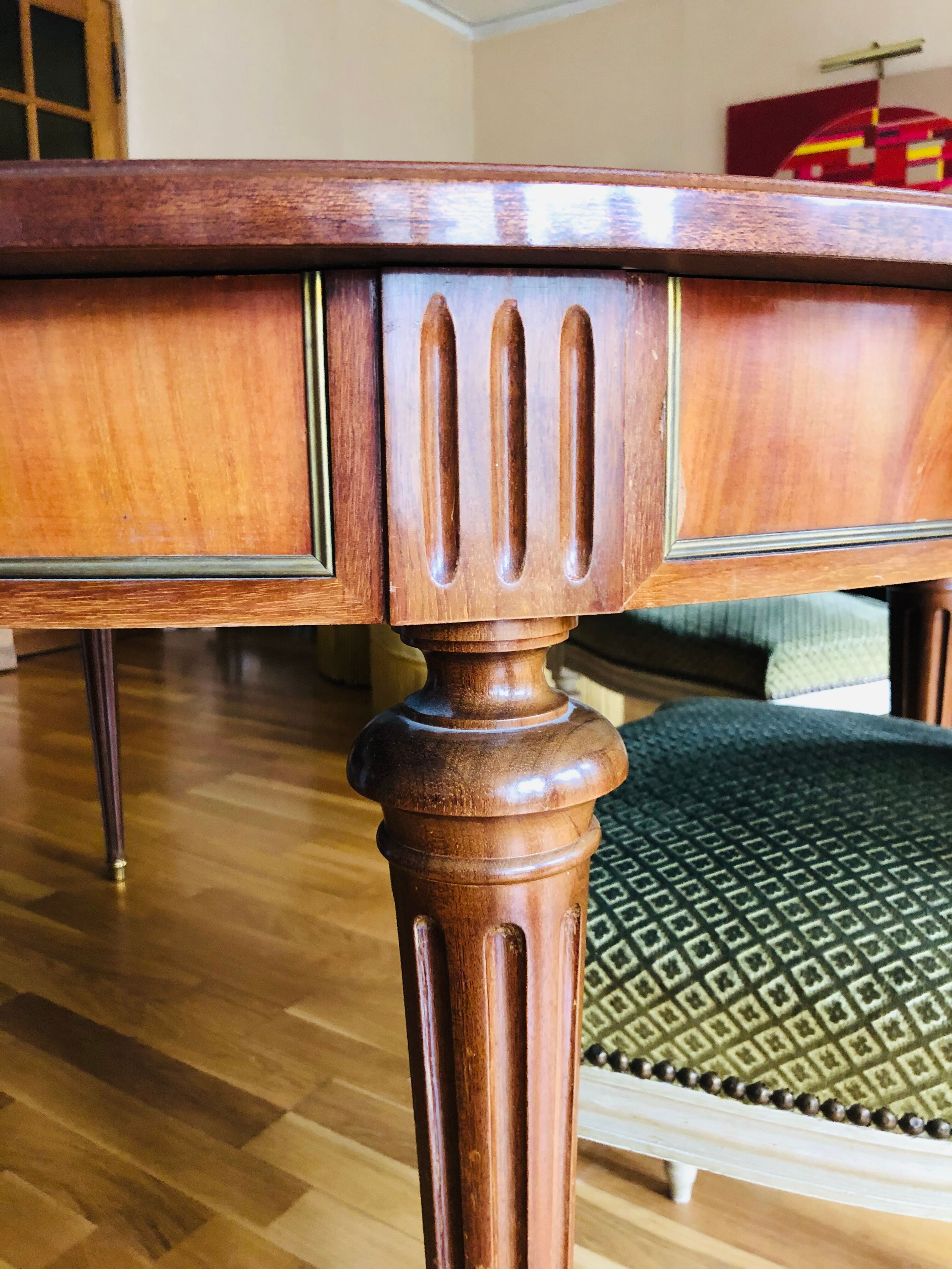 Louis XVI-style dining table