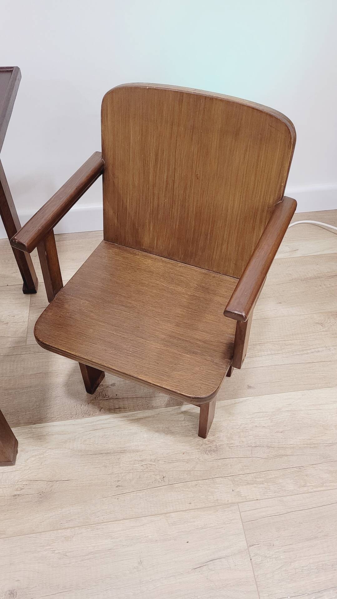 Child's desk